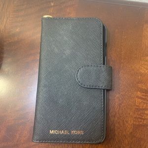 Michael Kors IPhone Holder